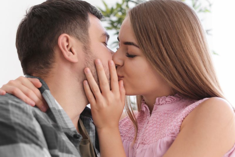 Những lợi ích của tình yêu hài hòa giữa chồng và vợ là gì? Làm thế nào để trở thành tình yêu hài hòa