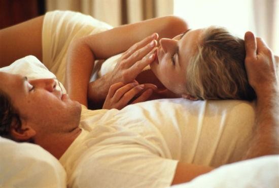 Làm thế nào để chơi thời gian hạnh phúc nhất trong quan hệ tình dục? Năm thủ thuật để làm cho đàn ông cảm thấy thú vị hơn