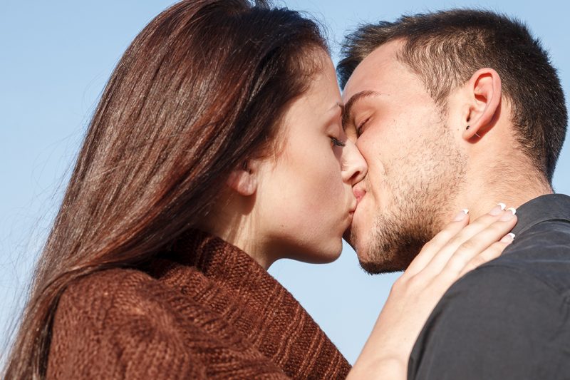 Các vị trí của tình yêu đam mê là gì? Cách bảo vệ thận trong cuộc sống hàng ngày