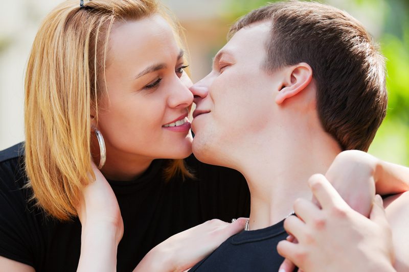 Làm thế nào để biết một người phụ nữ đã đạt cực khoái? Những lợi ích của tình yêu của một người đàn ông là gì