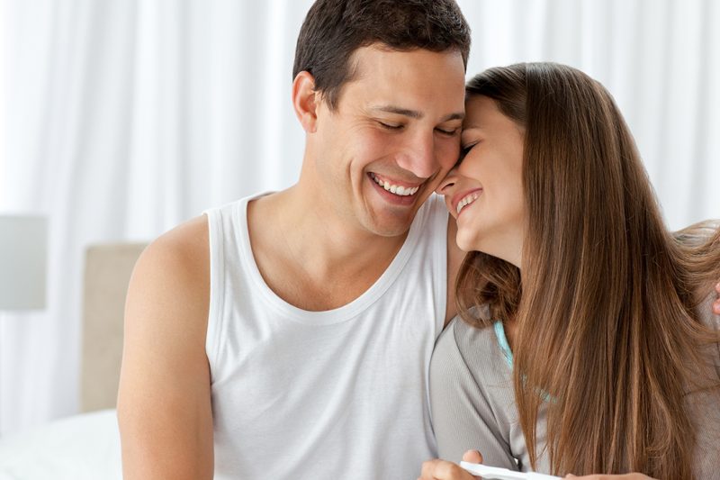 Những lời khuyên cho các cặp vợ chồng yêu thương là gì? Cách sử dụng bao cao su một cách chính xác