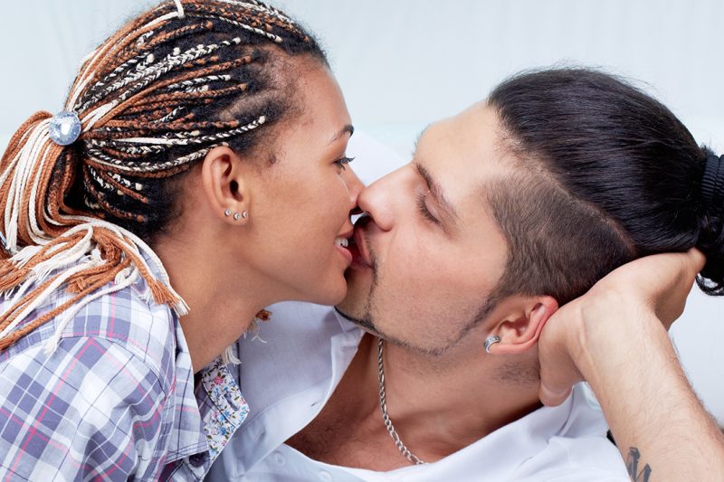 Các biện pháp phòng ngừa cho việc sử dụng bao cao su là gì? Cách sử dụng bao cao su một cách chính xác