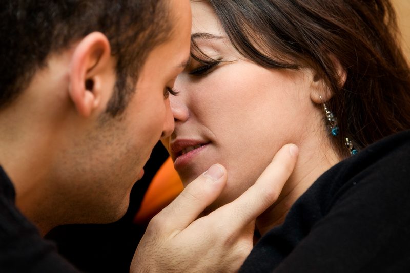 Làm thế nào để làm màn dạo đầu của một người phụ nữ thú vị hơn làm thế nào để đưa đối tác của mình vào cái bẫy nhẹ nhàng của bạn