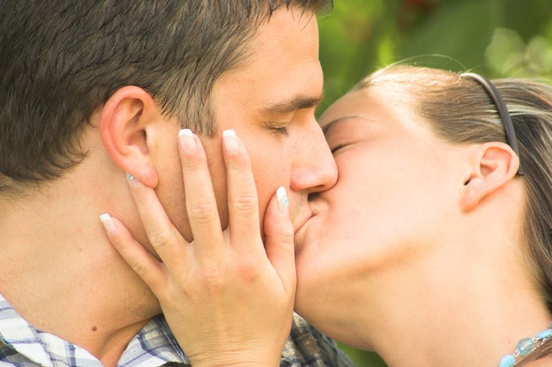 Đàn ông phải học những kỹ năng tình dục nào? Các cặp vợ chồng có những điều cấm kỵ tình dục nào?