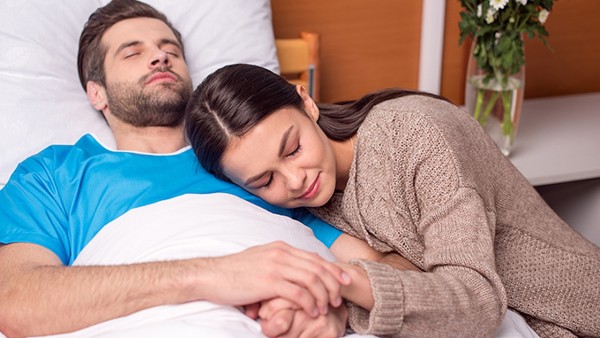 Làm thế nào phụ nữ bảo vệ cẩn thận các bộ phận riêng tư của họ những gì phụ nữ nên làm trong hành vi tình dục