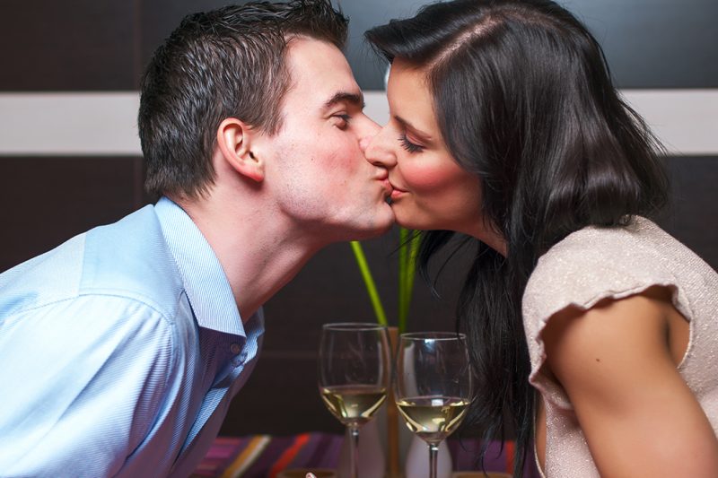 Các kỹ năng tình dục mà đàn ông có thể trải nghiệm niềm vui là gì? Những điều cấm kị cho tình dục giữa nam và nữ là gì