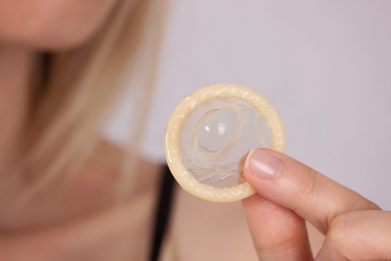 Lần đầu tiên tôi không có bao cao su là nhanh. Tại sao lại rất nhanh nếu tôi không có bao cao su lần đầu tiên