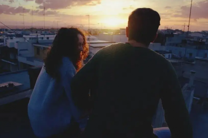 Một người phụ nữ có thể chịu bao nhiêu tình yêu trong một ngày? Những ảnh hưởng của nhiều cực khoái đối với sức khỏe của cô ấy là gì?