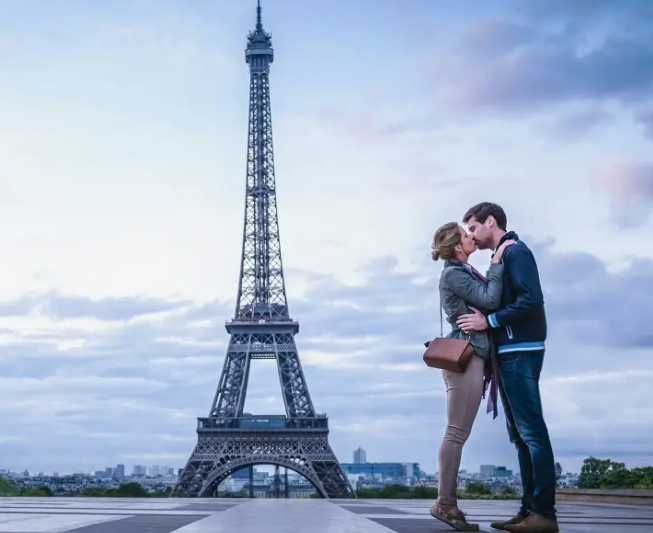 Lý do tại sao các cô gái đang có lông là gì? Có mọc tóc bên cạnh núm vú có ảnh hưởng đến khả năng sinh sản không?