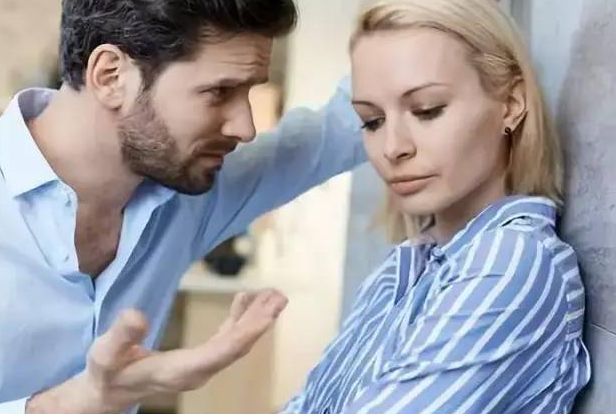 Làm thế nào để sống một cuộc sống của một cặp vợ chồng với một em bé ở nhà và phải làm gì nếu ham muốn tình dục của bạn đang giảm
