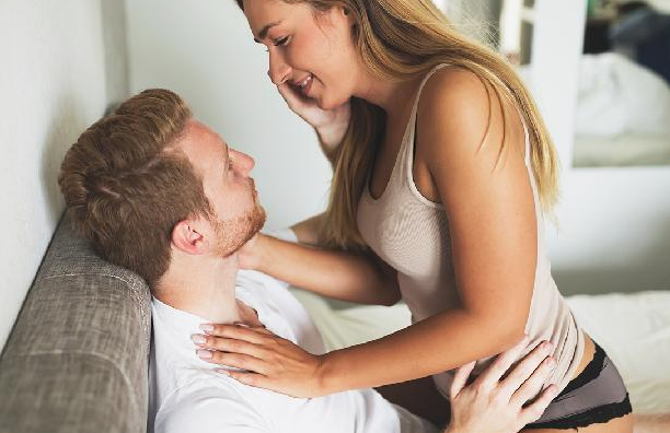 Có quan trọng đối với phụ nữ để ăn tinh trùng trong quan hệ tình dục bằng miệng? Những lợi ích của phụ nữ nuốt tinh dịch thường xuyên là gì?