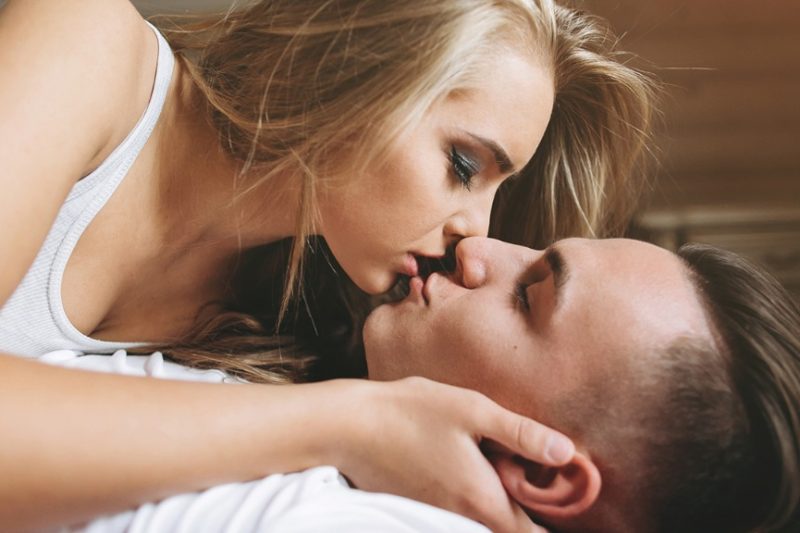 Phải làm gì trong đêm tân hôn? Làm thế nào để có một đêm tân hôn tuyệt vời và ngây ngất