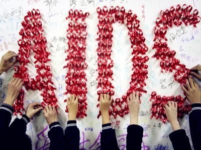 Thuốc nào có thể kiểm soát bệnh trong AIDS? Bệnh nhân AIDS không nên ăn gì?