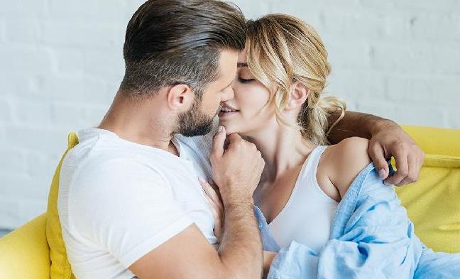 Đàn ông có thể thích hôn phụ nữ ở đâu? Những người đàn ông có thể thích hôn phụ nữ?