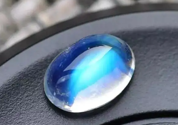 Những ảnh hưởng của mặt trăng là gì? Những ảnh hưởng của mặt trăng là gì?