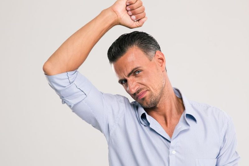 Những nguy hiểm của thiếu thận là gì? Những thực phẩm nào bị cấm ăn thiếu thận?