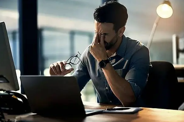 Có thể sử dụng viên thuốc chống gan nếu bị tổn thương gan? Việc sử dụng viên thuốc bảo vệ gan để điều trị gan có cồn là gì?