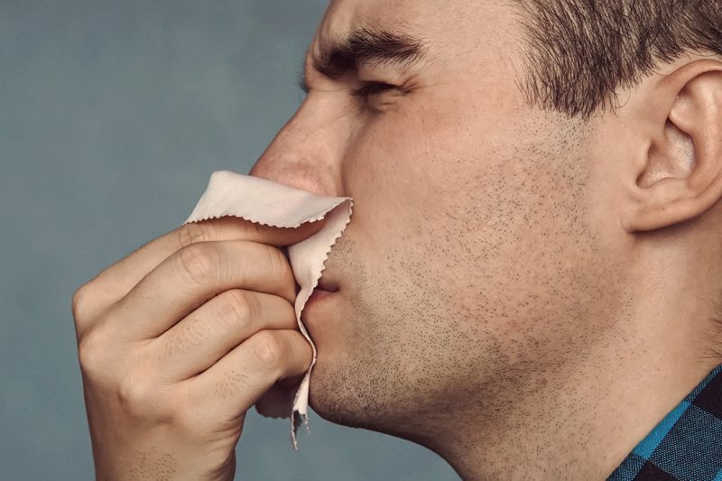 Có gì sai với miệng và mũi khô khi máy điều hòa được bật suốt đêm? Tôi nên chú ý gì khi bật điều hòa cả đêm?