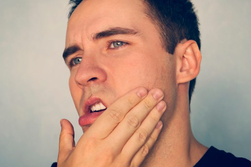 Làm thế nào để giảm đau răng? Hãy xem 8 cách đơn giản để giảm đau răng